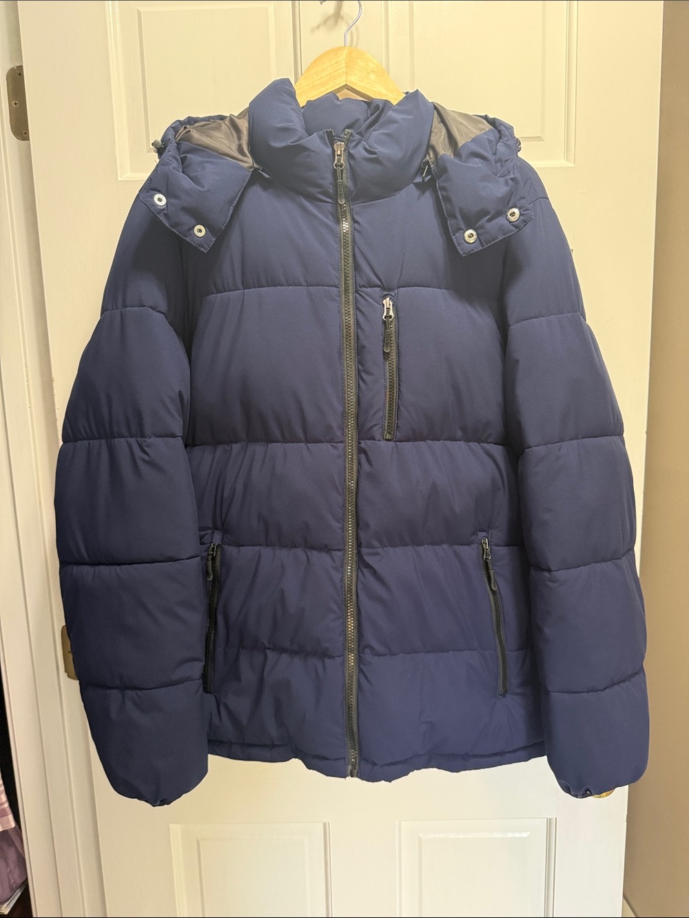 Club Room navy blue performance stretch puffer jacket